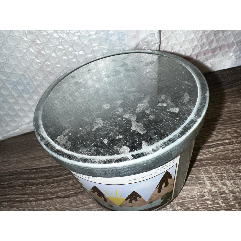 Bath and body works Hot Fudge drizzle 3 wick candle - Picture 2 of 3